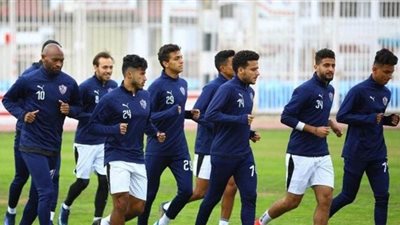 لاعبو الزمالك يتجمعون فى مكتب مرتضى منصور