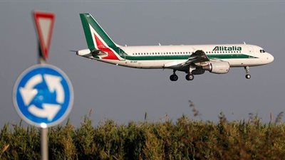 سلطنة عمان تعلق رحلات الطيران الإيطالية إلى صلالة