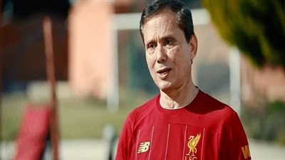 أكبر محترف كرة قدم في العالم: 