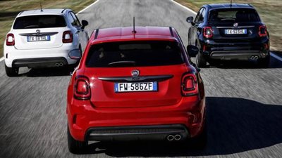 سيارات فيات وجيب والفاروميو في سباق تسارع | فيديو