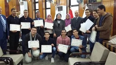 تعليم بني سويف تكرم الطلاب الفائزين في 