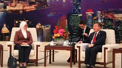 وزيرة الصحة عن الشعب الصيني: صنع من أشرس المعارك فرصة للنجاح والقوة