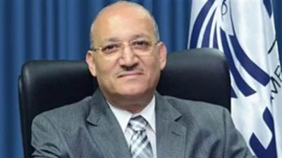 تعيين الطيار محمد رشدى زكريا رئيسًا لمصر للطيران خلفا لـ«أحمد عادل»