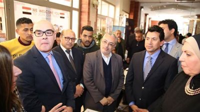 وزيرا الرياضة والتجارة يلتقيان بالشباب أصحاب شركات القطاع الخاص 