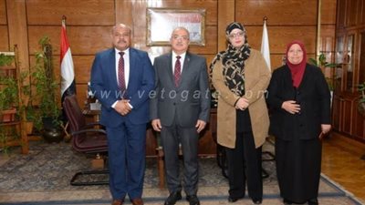 رئيس جامعة أسيوط يؤكد أهمية منظومة الشكاوى الحكومية الموحدة فى حل مشاكل المواطنين