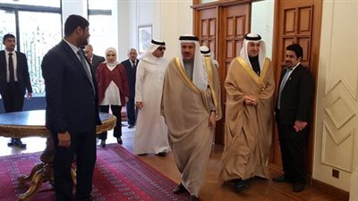 وزير خارجية البحرين يزور سفارة المملكة في القاهرة | صور