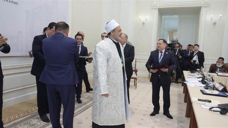 الدكتور أحمد الطيب