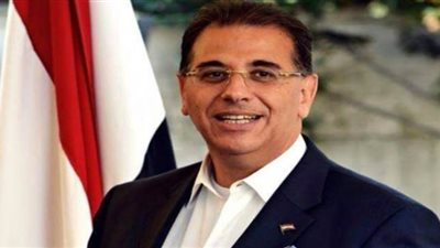 السفير المصري في تونس يدعو بعثة الزمالك على العشاء