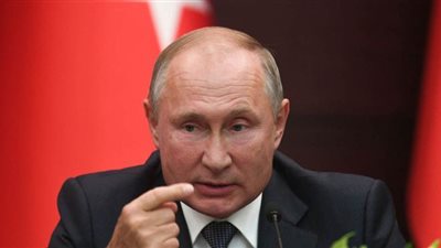 بوتين: جهات خارجية مسئولة عن شائعات انتشار كورونا في روسيا