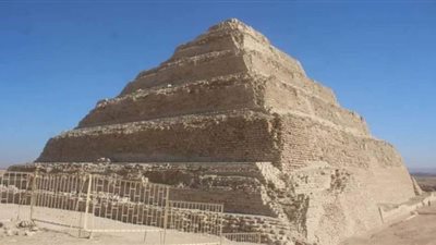 20 صورة ترصد الانتهاء من ترميم هرم زوسر