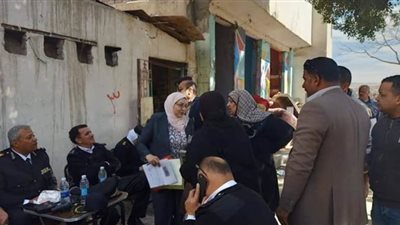 نقل 245 أسرة من 