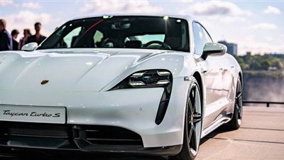 بورش تختبر سيارات بديلة المحرك