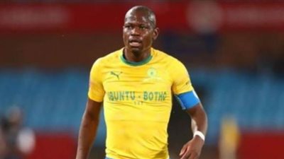 صن داونز يجدد عقد قائده حتى 2024 قبل مواجهة الأهلي