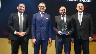 العتال هولدينج تفوز بجائزة BT100 للأكثر نموا في حجم المشروعات