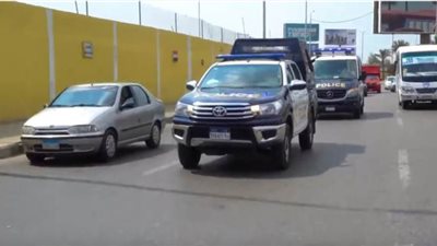 ضبط 185 ألف كتاب تعليمي منسوخ وشبكة قنوات فضائية تبث بدون ترخيص | فيديو