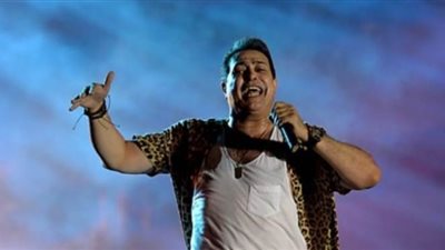 وصلة رقص لحكيم على أغنية 