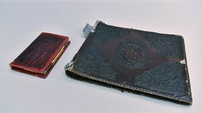 اكتشاف البوم صور من جلد البشر يعود لعصر هتلر| صور