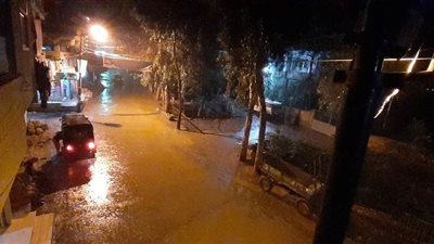 أمطار متوسطة وموجة برد تضرب مدن الغربية