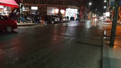 لحظة سقوط الثلوج والأمطار على الإسكندرية.. وطوارئ بالأحياء | صور