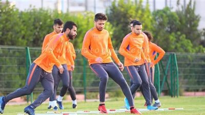 المصري يختتم معسكره بالدار البيضاء ويتجه لبركان | صور