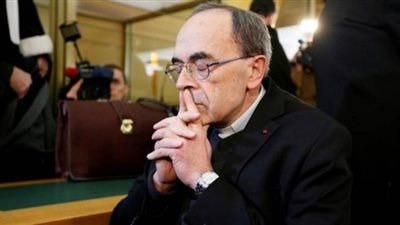 البابا يقبل استقالة كاردينال فرنسي بعد قضية تستر على تحرش جنسي