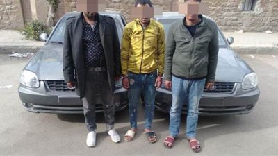 بأسلوب المفتاح المصطنع.. ضبط تشكيل عصابى لسرقة السيارات في المقطم