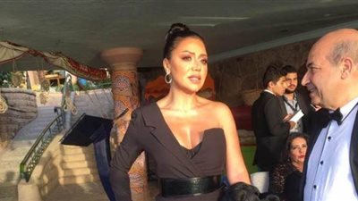 رانيا يوسف تتألق بفستان أسود في حفل افتتاح مهرجان الأقصر| صور