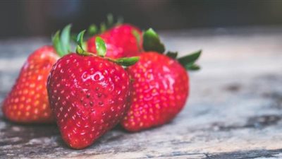 تفسير حلم رؤية الفراولة في المنام