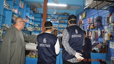 بعد اكتشاف 12 حالة بكورونا.. الكشف على العاملين بالفنادق السياحية النيلية والمتحركة وأصحاب البازارات بأسوان