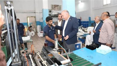 محافظ قنا: نسبة العمل بمجمع الصناعات الصغيرة والمتوسطة يصل لـ60% | صور