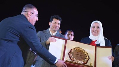 وزيرا الرياضة والتضامن يكرمان الأمهات المثاليات في احتفالية بمركز شباب القاهرة الجديدة
