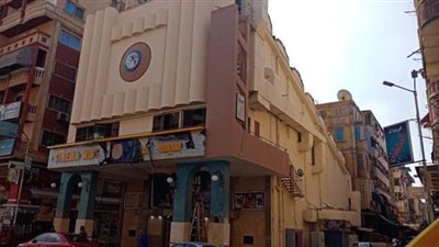 عبد الدايم والغضبان يعيدان افتتاح سينما مصر بعد تطويرها | صور