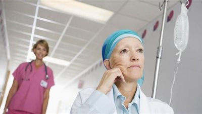 دلالات مرض السرطان في المنام وتفسير الحلم به