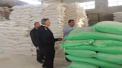 المسطحات تصادر 3 آلاف طن أسمدة وأعلاف مغشوشة خلال اسبوع