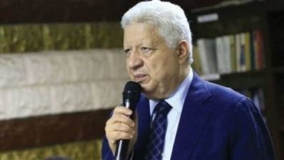 مرتضي منصور يستقبل بعثة الزمالك بعد التأهل لنصف نهائي دوري الأبطال