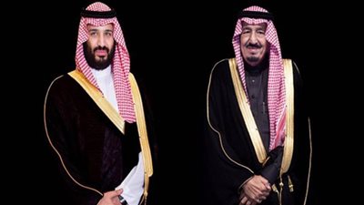 نجل الملك سلمان نافيًا الشائعات عن والده وشقيقه: حفظهما الله