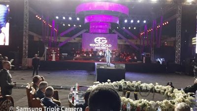 مدحت صالح يحيى حفلا بنادى سموحة فى الإسكندرية | صور