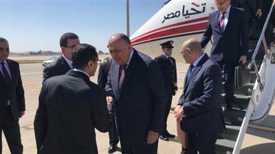 وزير الخارجية يصل الأردن في مستهل جولته العربية | صور