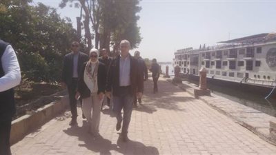 وزراء الصحة والآثار والطيران يتفقدون عددا من الفنادق العائمة بالأقصر| صور