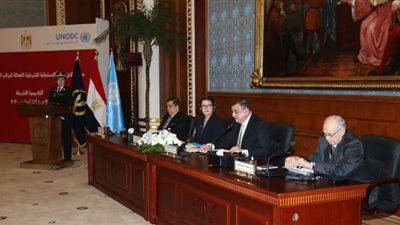 إطلاق دليل الاستجابة الشرطية لجرائم العنف ضد المرأة.. وزير الداخلية: قضايا المرأة على رأس أولويات العمل الأمني