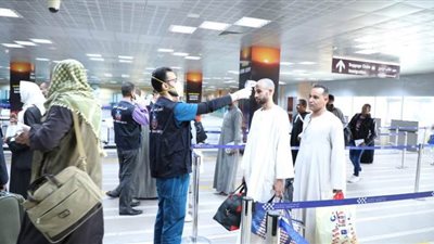 الصحة تبدأ استخدام الكاشف السريع عن كورونا بالمطارات الثلاثاء المقبل | فيديو