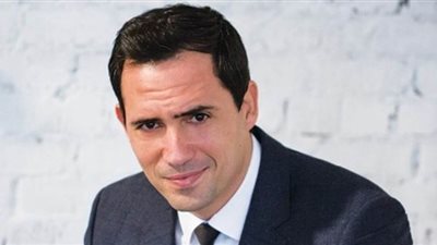 ظافر العابدين يهنئ النساء باليوم العالمي للمرأة: ملهمات وأساس المجتمع