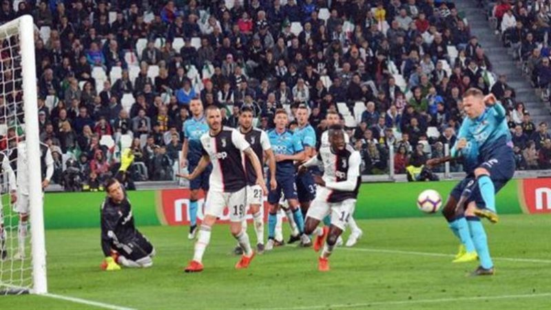 مباراة من الدوري