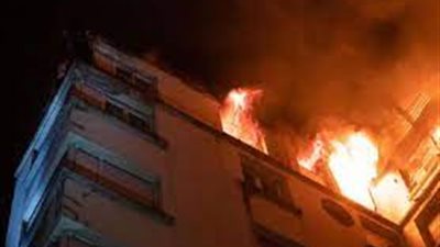 التحقيقات: ماس كهربائي وراء حريق شقة في النزهة