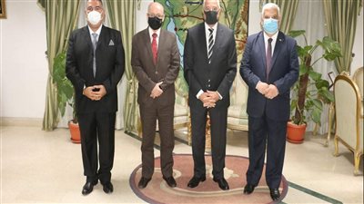 محافظ جنوب سيناء يستقبل السفير القبرصي خلال زيارته لمدينة شرم الشيخ ودهب