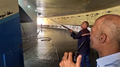 حملة نظافة لنفق الزهراء في أسيوط | صور