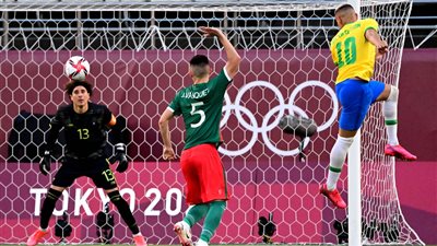 البرازيل تتأهل لنهائي أولمبياد طوكيو بعد الفوز على المكسيك بركلات الترجيح