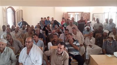 ندوات للإرشاد الزراعي بقرى حياة كريمة في الإسماعيلية | صور
