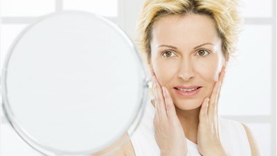 للمرأة بعد الخمسين.. نظام غذائي للحفاظ على صحتك وشبابك