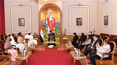 البابا تواضروس يستقبل ملك مقاطعة إيرو النيجيرية